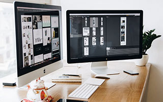 皇马那场比赛，中场休息回来之后不久，这个变化赛后才被反复提起